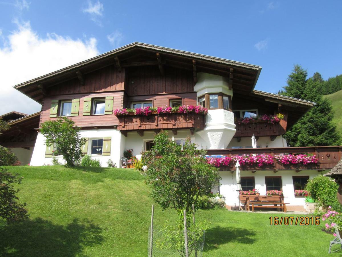 Haus Romantika Schattwald Buitenkant foto